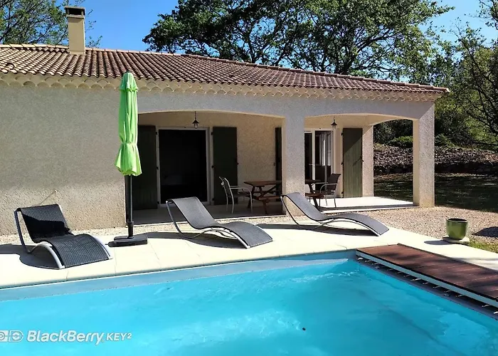 Villa Belle Maison Avec Piscine Et Terrain Entièrement Clôturé *